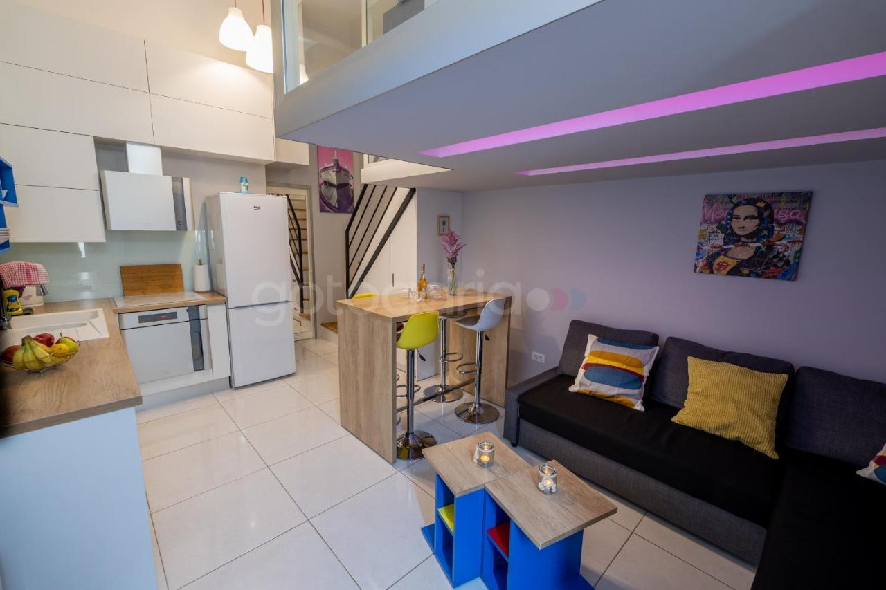 Modern Duplex Studio Tommy Makarska Exterior photo