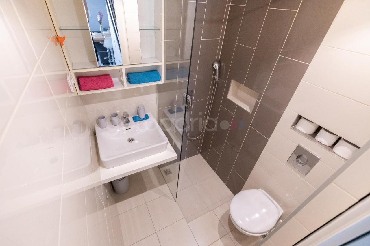 Modern Duplex Studio Tommy Makarska Exterior photo